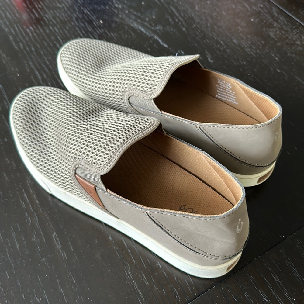 Olukai Pehuea shoes, color is a green/brown/tan, listed as “clay”. NWOT. Size 11